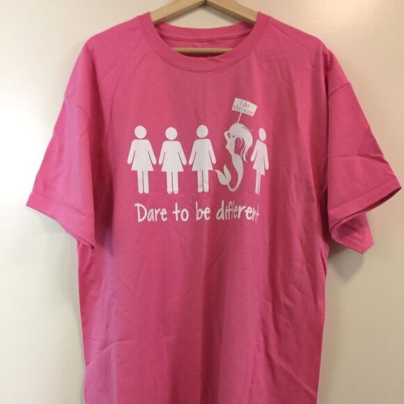 Dare to Be Different T-shirt size XL - Picture 1 of 1